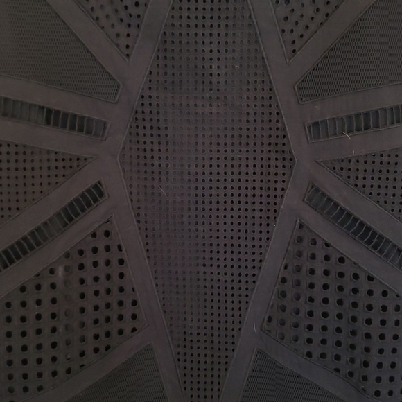 Elie Tahari Laser Cut Black Pencil Skirt - Picture 3 of 8